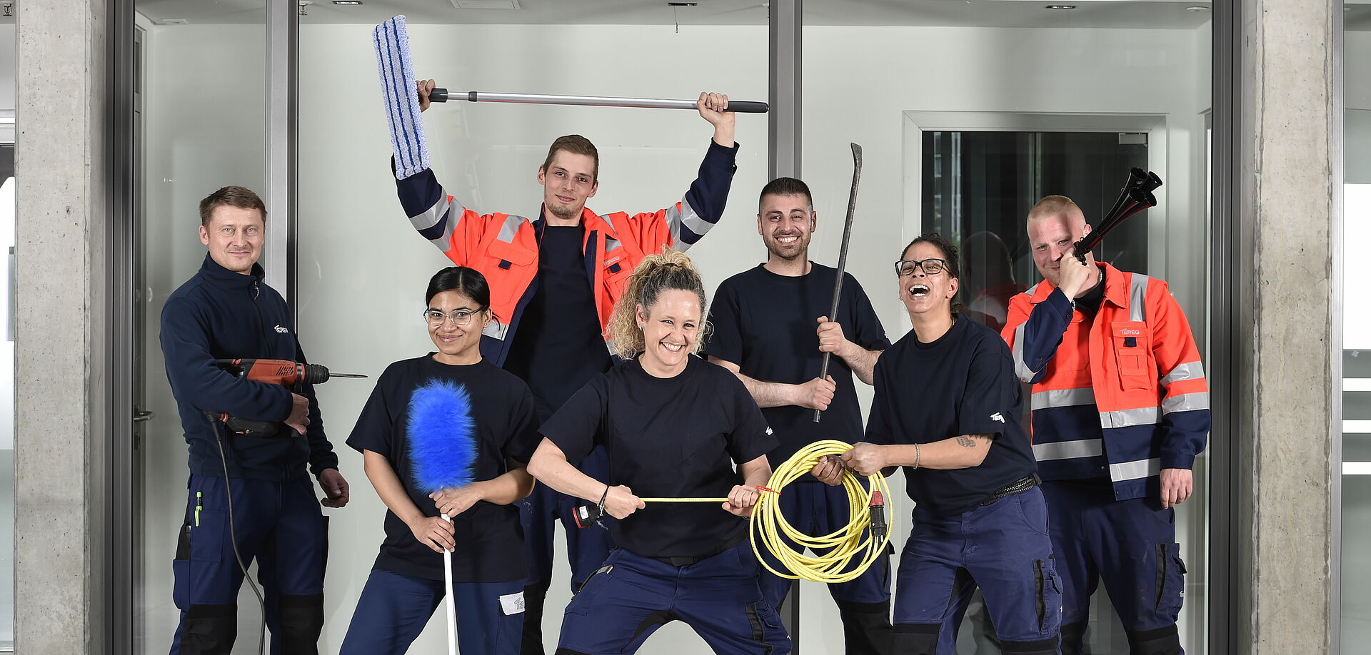 Tereg Mitarbeiter Teamfoto verschiedene Gewerke